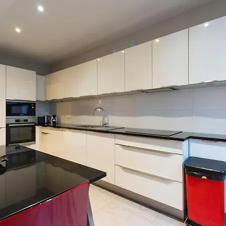 Appartement Spacious - Champs-elysees Parijs